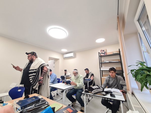 Ежедневные молитвы - 09.11.2025